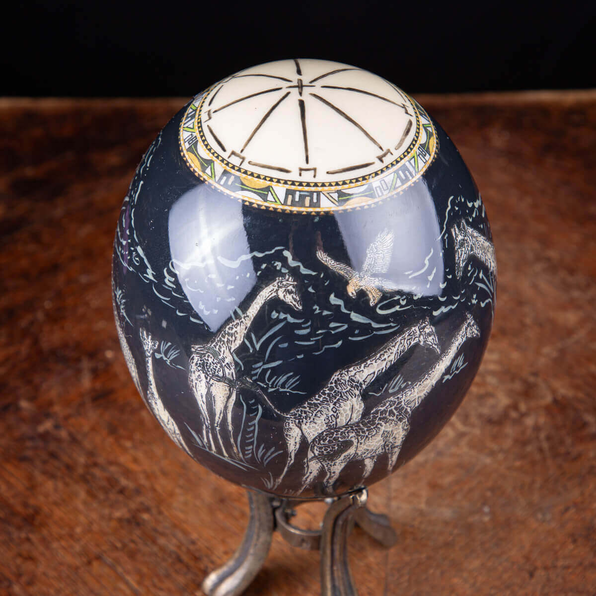 Uovo di Struzzo Decorato: Savana - Giraffe.